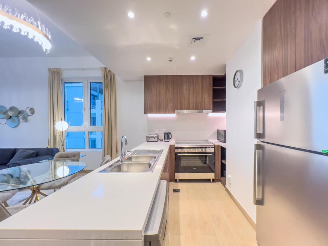 Lovely 2-Bedroom Vacation Home Near Beach Dubaï Extérieur photo